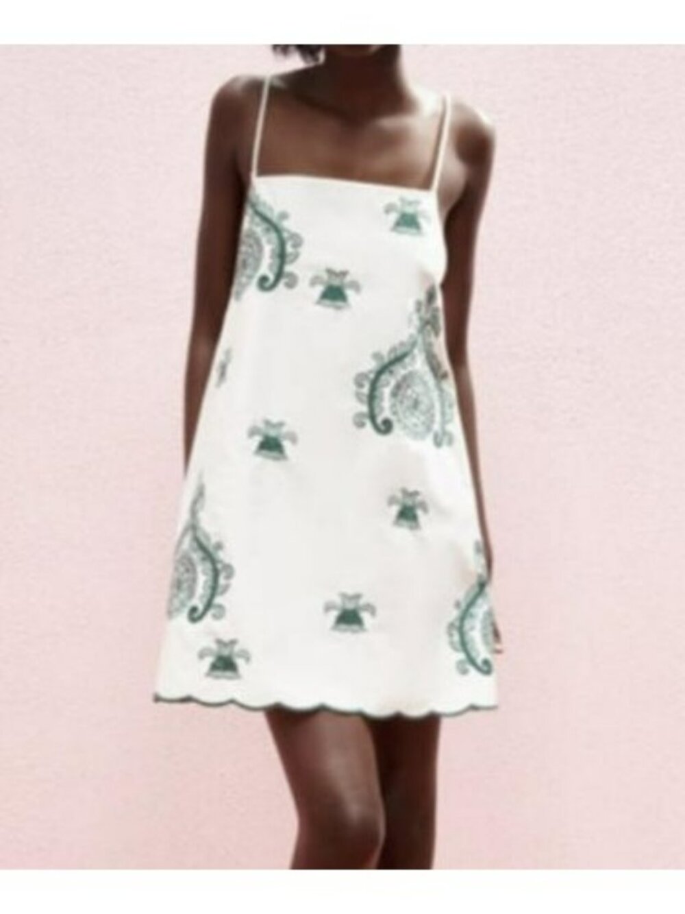 Zara Mini Dress White Sleeveless Embroidered  Green Floral Pattern M 100%cotto